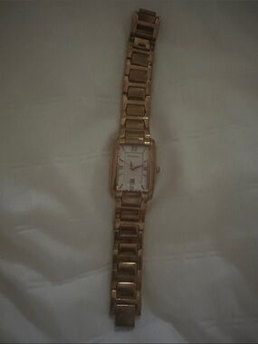 Fossil Gold Tone Rectangular Link Wristwatch Wristwatch